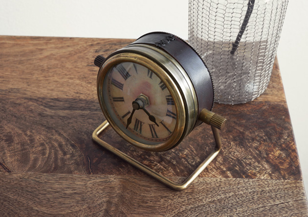 evonne antique clock