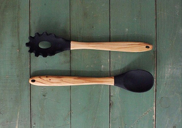 olive  cooking  utensils_black