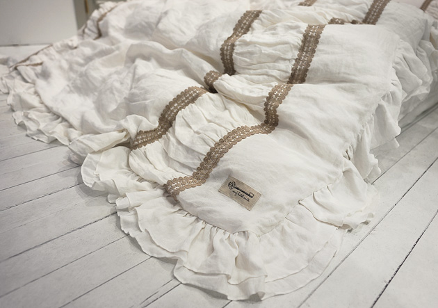 tworuffle duvet cover_ivory