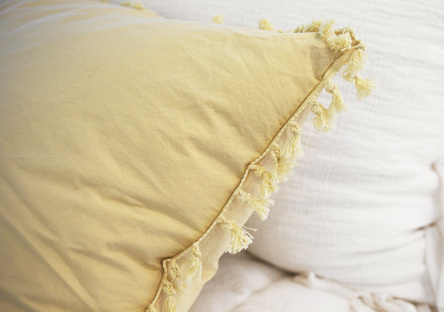 titi pillow cover_yellow