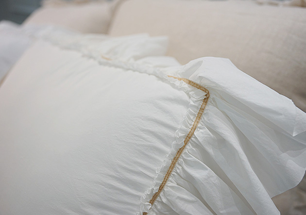 elvin pillow cover_white